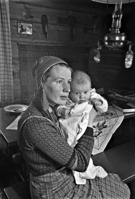 Maria Mattus os Sarre Sotkaniemi -38